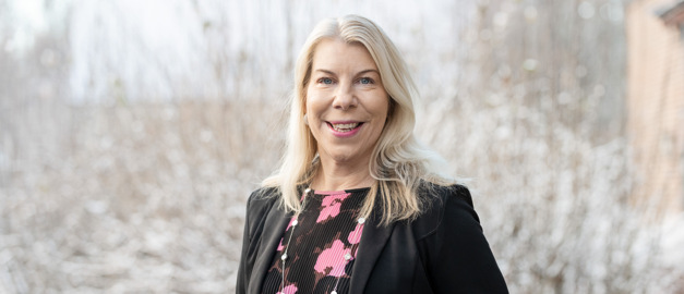 Porträttbild på Anette Madsen.
