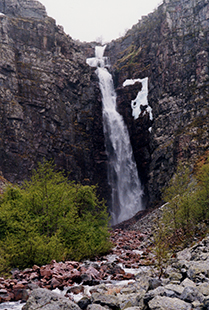 Njupeskär is Sweden’s highest waterfall with a free fall of 70 m.