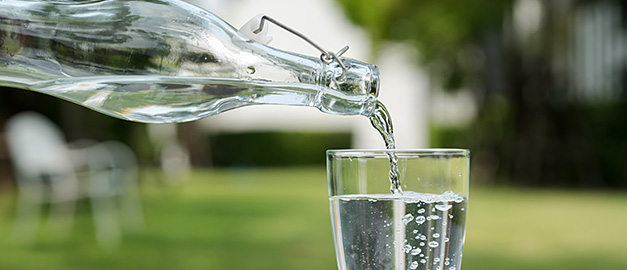 Bild på rinnande vatten.