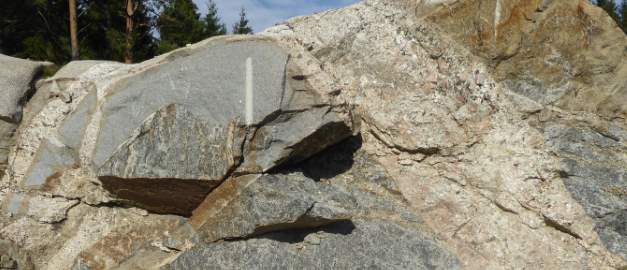 Foto på bergskärning. Foto på bergskärning.